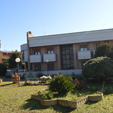 Hotel Domus Achille Fosco Ciampino Exterior foto