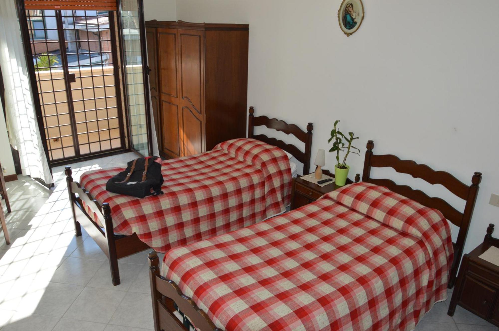 Hotel Domus Achille Fosco Ciampino Exterior foto